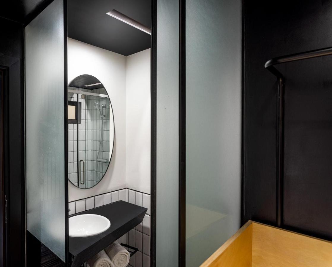 Hotel Nuo By Justa Neu-Delhi Exterior foto